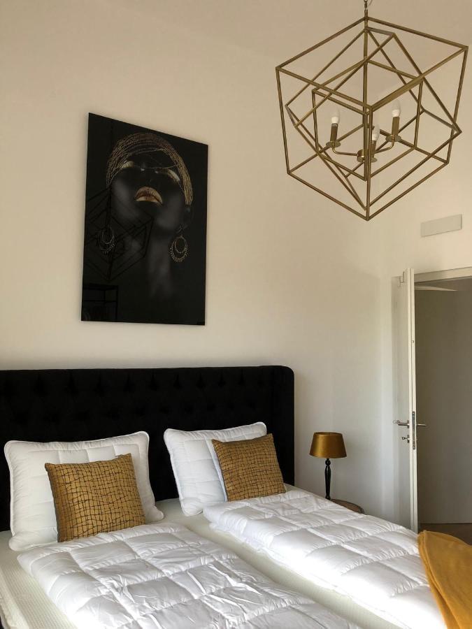 Ferienwohnung Laveno Buitenkant foto