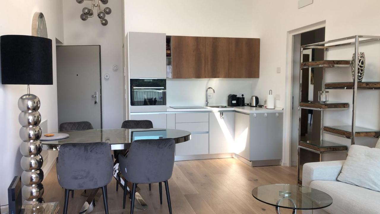 Ferienwohnung Laveno Buitenkant foto