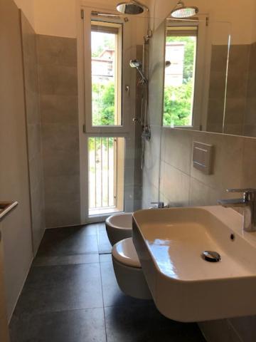 Ferienwohnung Laveno Buitenkant foto